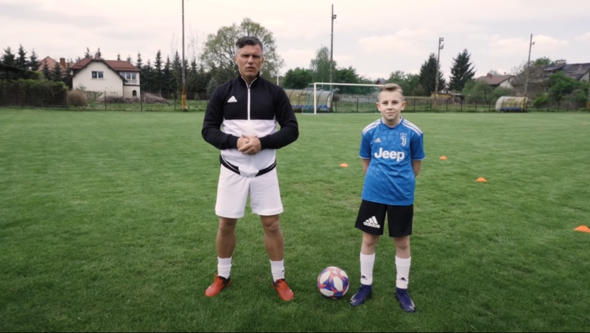 Domowy Futbol – trening piłkarski dla dzieci z Robertem Podolińskim #4
