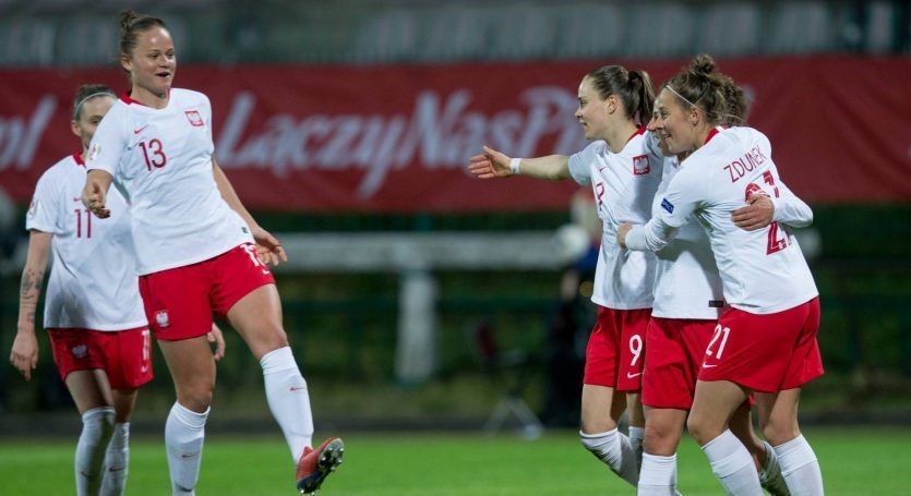 Kluby Ekstraklasy coraz chętniej otwierają się na sekcję kobiecą