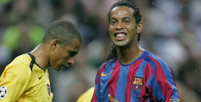 Jak nauczyć się zwodów, z których słynął Ronaldinho?
