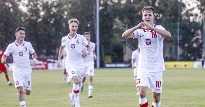 U-17: Dublet Adkonisa i zwycięstwo z Bośnią